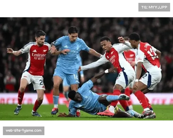 阿斯顿维拉防守稳固 近六场仅失三球欧联杯影响评估 阿斯顿维拉防守稳固 近六场仅失三球欧联杯影响评估