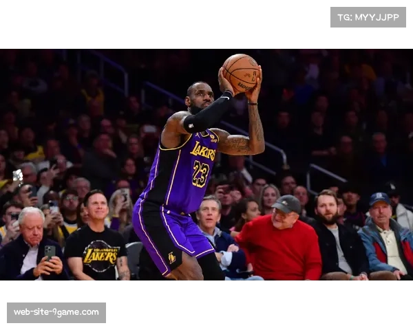 马刺客场25分大胜太阳 文班亚马关键封盖锁定胜局